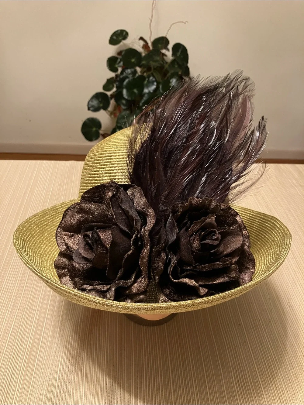 Elegant Women’s Straw Hat with Brown Floral & Feather Accent